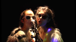 DANS LA RÉPUBLIQUE DU BONHEUR de Martin CRIMP mis en scène par Adélaïde Héliot